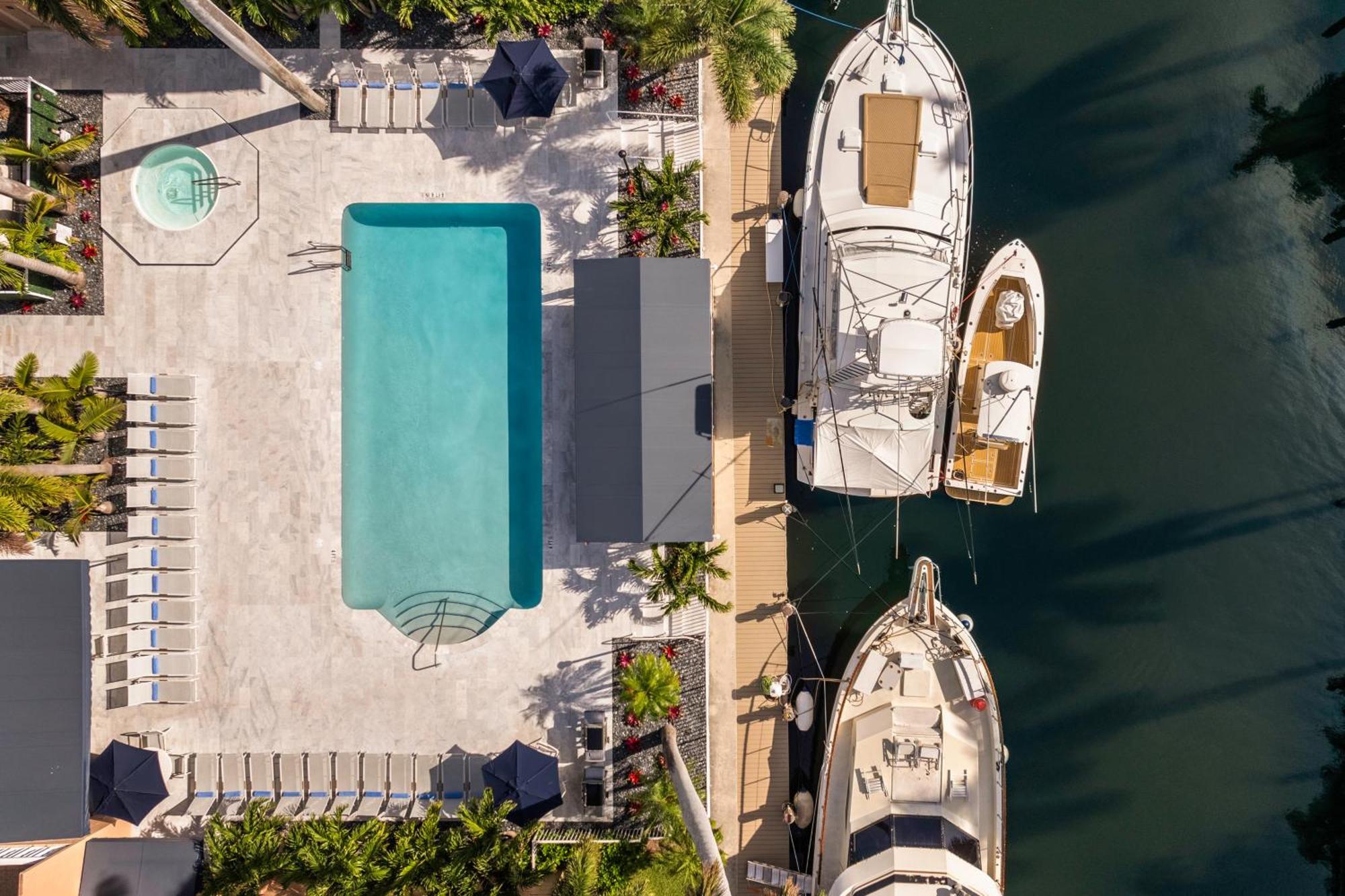 Coconut Bay Resort Fort Lauderdale Bagian luar foto